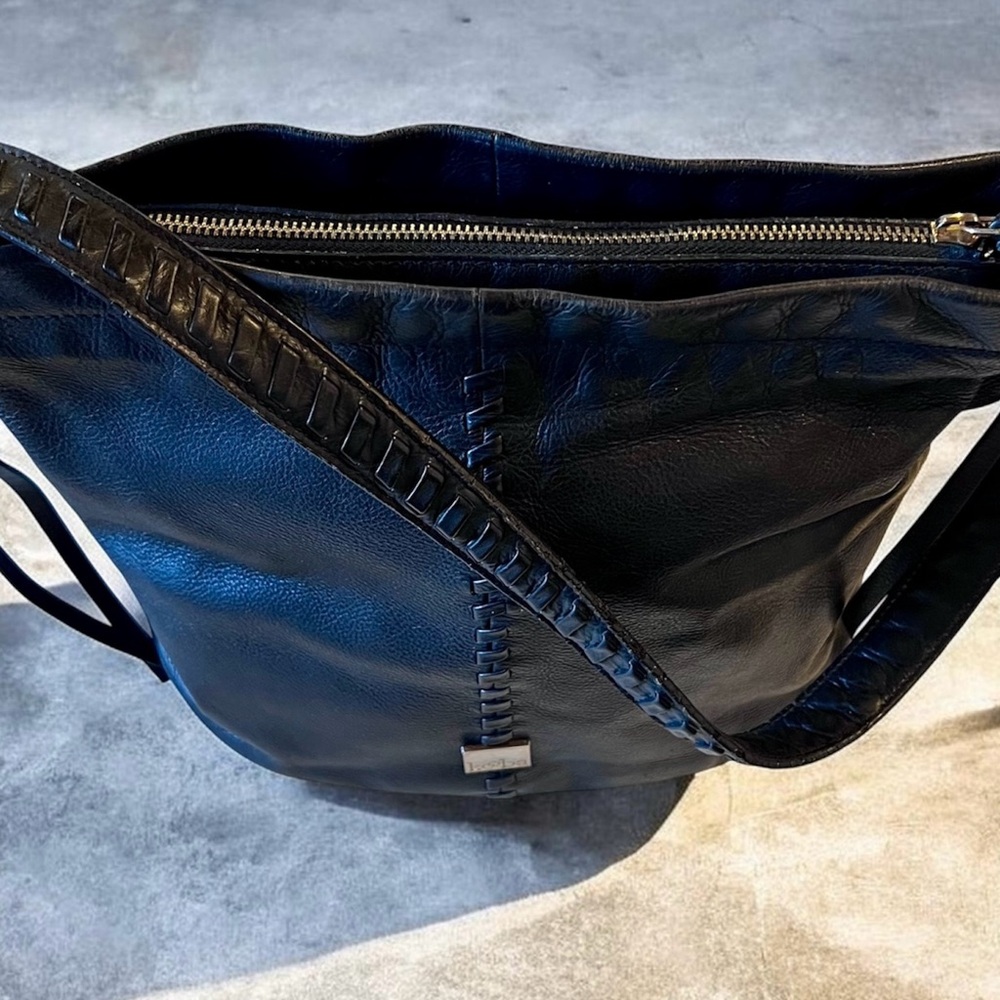 Kooba Whipstitched Leather Bucket Shoulder Bag 13”x11”x5” Black Satchel R-$378 - Picture 7 of 8